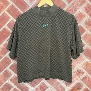 Nike Modern Everyday Sportswear Green Womens Size Medium Texture Top‎ DQ6788 355